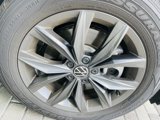 Used 2023 Volkswagen Tiguan SE image 3