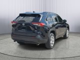 Used 2021 Toyota RAV4 LE image 3