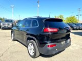 Used 2017 Jeep Cherokee Latitude w/ Cold Weather Group image 3