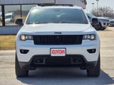 Used 2018 Jeep Grand Cherokee Laredo image 2
