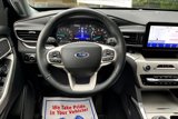 Used 2022 Ford Explorer XLT w/ Equipment Group 202A image 5