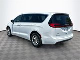 Certified 2024 Chrysler Pacifica Touring-L image 5