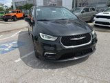 Used 2022 Chrysler Pacifica Touring-L image 4