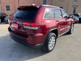 Used 2021 Jeep Grand Cherokee Laredo X image 3