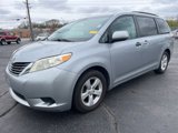 Used 2012 Toyota Sienna LE image 3
