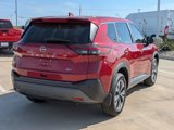 Used 2023 Nissan Rogue SV image 3