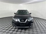 Used 2019 Nissan Rogue SV image 2