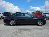 Used 2019 Lincoln Continental Premiere image 3