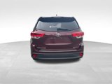 Used 2019 Toyota Highlander XLE image 4
