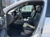 Used 2022 Jeep Grand Cherokee Laredo X image 3