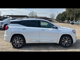 Used 2021 GMC Terrain Denali w/ Denali Premium Package image 6