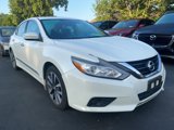 Used 2016 Nissan Altima 2.5 SV w/ Convenience Package image 3