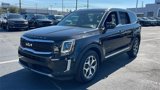 Used 2022 Kia Telluride EX image 3