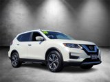 Used 2019 Nissan Rogue SV w/ Premium Package image 2