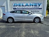 Used 2016 Ford Fusion SE image 4
