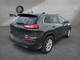 Used 2016 Jeep Cherokee Latitude w/ Cold Weather Group image 5