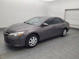 Used 2016 Toyota Camry LE image 2