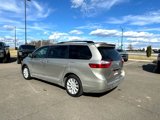 Used 2015 Toyota Sienna AWD image 3