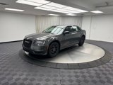 Used 2019 Chrysler 300 Touring w/ Sport Appearance Package image 3