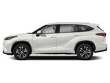 Used 2021 Toyota Highlander XLE image 3