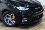 Used 2023 Chrysler Pacifica Limited image 5