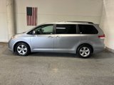 Used 2012 Toyota Sienna LE image 4