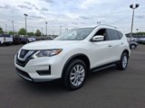 Used 2018 Nissan Rogue SV image 3