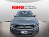Used 2022 Volkswagen Tiguan SE image 2