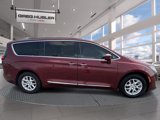 Used 2020 Chrysler Pacifica Touring-L image 4