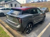 Used 2025 Nissan Kicks SR image 4