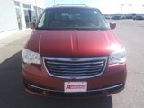 Used 2013 Chrysler Town & Country Touring image 3