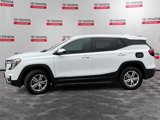 Used 2024 GMC Terrain SLE image 2
