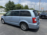Used 2013 Chrysler Town & Country Touring-L w/ Driver Convenience Group image 5