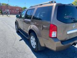 Used 2005 Nissan Pathfinder LE image 3