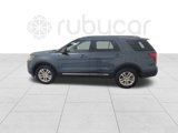 Used 2019 Ford Explorer XLT image 2