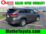 Certified 2017 Toyota Highlander Limited image 3