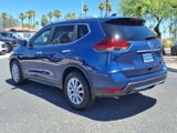 Used 2018 Nissan Rogue SV w/ Premium Package image 5