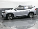 Used 2021 Subaru Forester Premium image 2