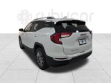 Used 2023 GMC Terrain SLT image 3