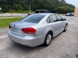 Used 2014 Volkswagen Passat 1.8T S image 5