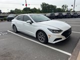 Used 2022 Hyundai Sonata SEL w/ Convenience Package image 3