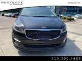 Used 2020 Kia Sedona LX image 3