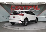Used 2023 Nissan Kicks SR image 5