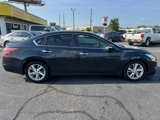Used 2013 Nissan Altima 2.5 SL w/ 2.5 Moonroof Pkg image 2