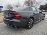 Certified 2022 Volvo S60 B5 Momentum w/ Premium Package image 4