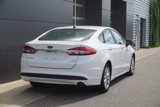 Used 2017 Ford Fusion SE image 2
