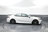 Used 2023 Toyota Camry SE image 5