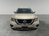 Used 2020 Nissan Pathfinder SV image 2