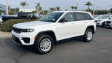 New 2025 Jeep Grand Cherokee Laredo image 2