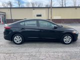 Used 2017 Hyundai Elantra SE image 4